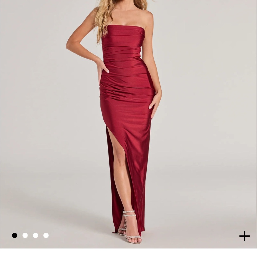 Windsor Anisley Strapless High Slit Column Formal Dress in Wine Medium NWT